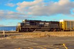 NS SD70 Locomotive